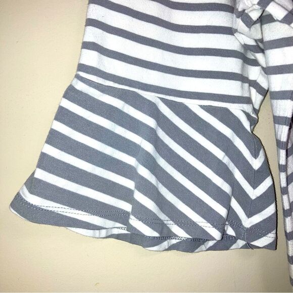 Striped Shirt Women’s 1X Bell Sleeve White Gray Blouse Top Business Professional - Picture 3 of 6